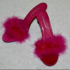 GUC Victoria's Secret Kitten Heels